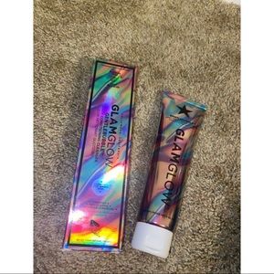 glam glow face wash